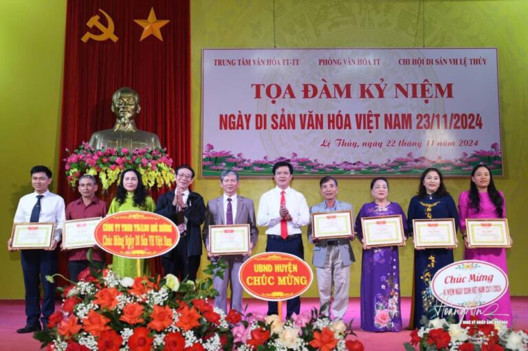 Nghệ nhân Thanh Tú  - người đóng góp lớn vào bảo tồn và phát huy giá trị văn hóa phi vật thể Quốc gia 