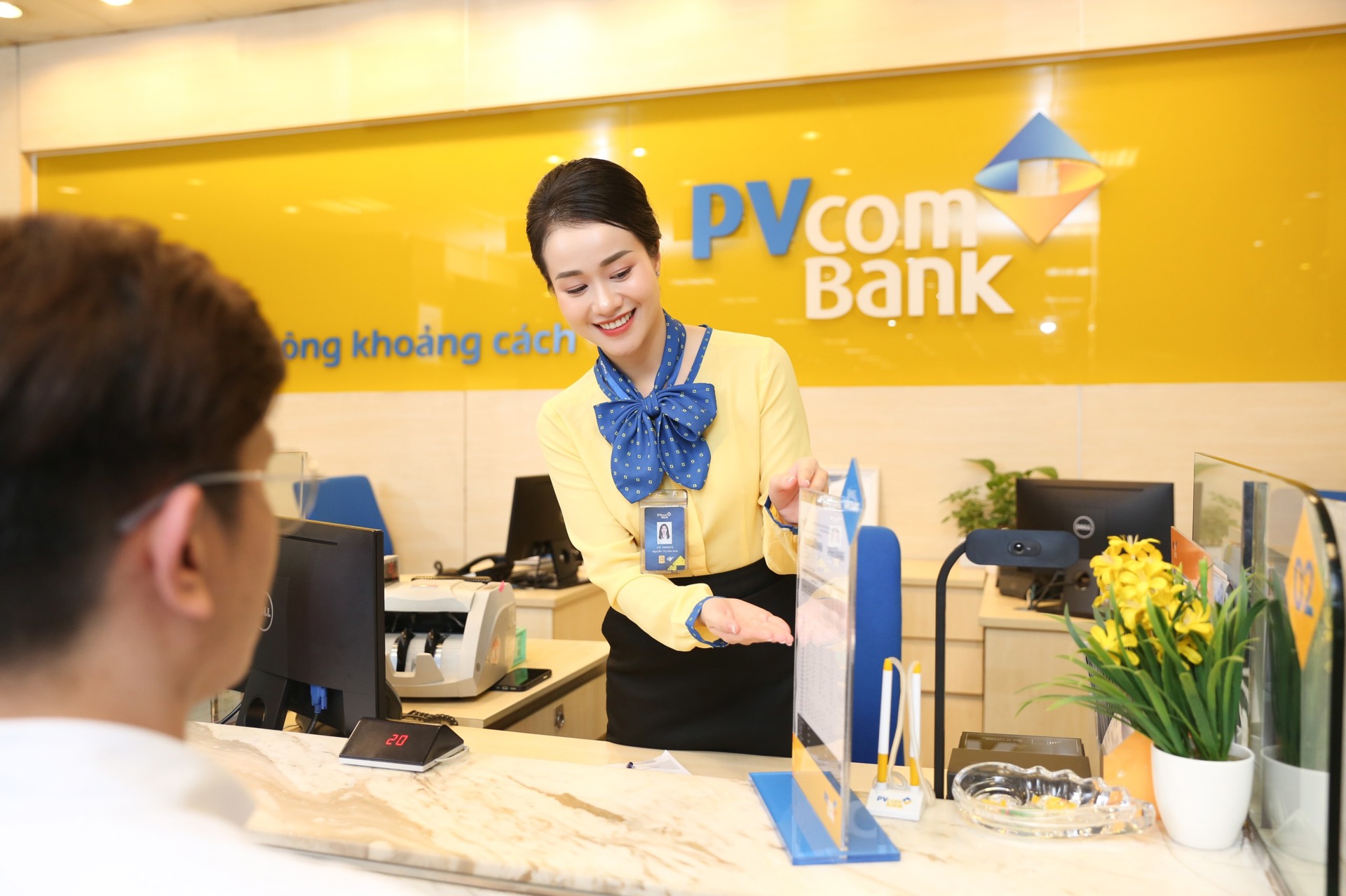 PVcomBank – Học và làm theo Bác Hồ: Chào mừng Đại hội Đảng bộ nhiệm kỳ 2025 – 2030