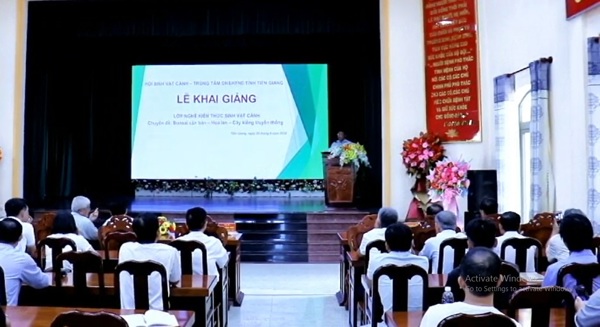 Tiền Giang khai giảng lớp nghề Sinh vật cảnh