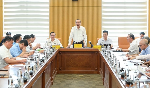 Thứ trưởng Phùng Đức Tiến chủ trì buổi họp báo Hội nghị triển khai Kế hoạch thực hiện Nghị quyết 57-NQ/TW