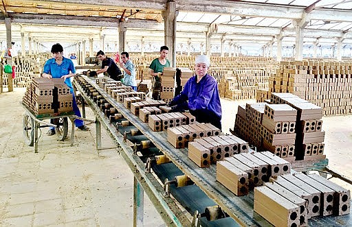 Nhà máy gạch Viên Châu: Tiên phong ứng dụng kinh tế xanh tuần hoàn
