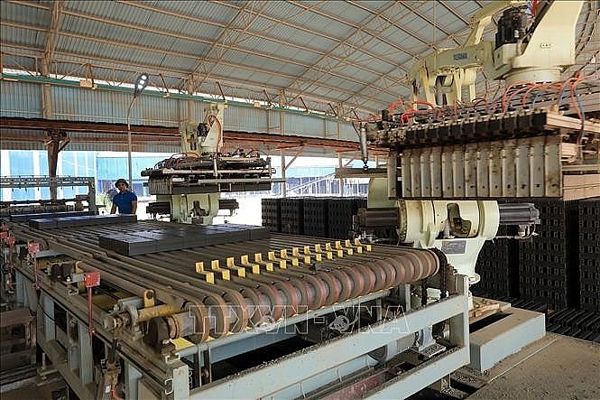 Nhà máy gạch Viên Châu: Tiên phong ứng dụng kinh tế xanh tuần hoàn
