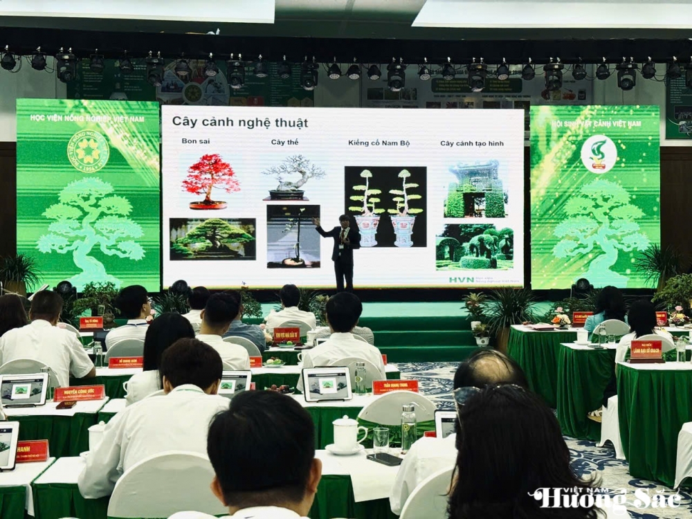 Festival hoa, cây cảnh VNUA 2025: Vì một ngành hoa, cây cảnh hiện đại, bền vững