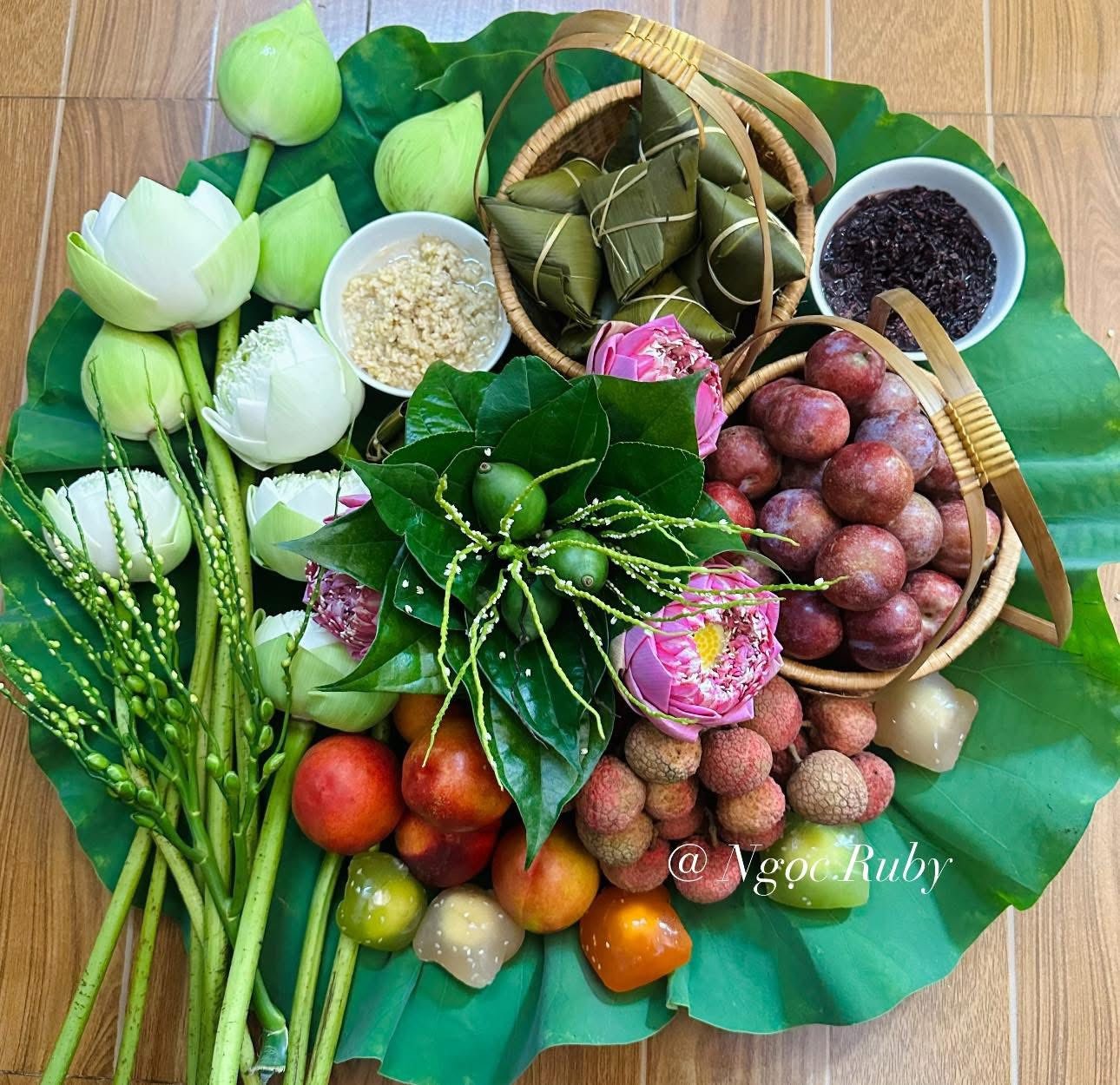 Chiêm ngưỡng mâm cúng Tết Đoan Ngọ 5/5 Âm lịch: Đẹp chuẩn truyền thống, trọn vẹn ý nghĩa