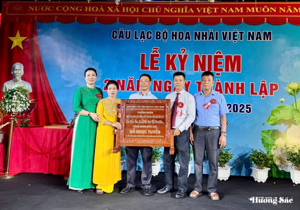 CLB Hoa Nhài Việt Nam kỷ niệm 2 năm thành lập: Xây nền vững – Dựng tầm cao CLB Hoa Nhài Việt Nam kỷ niệm 2 năm thành lập: Xây nền vững – Dựng tầm cao