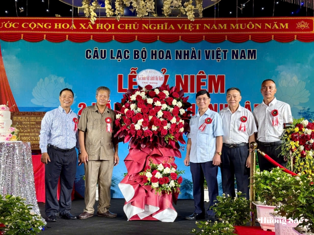 CLB Hoa Nhài Việt Nam kỷ niệm 2 năm thành lập: Xây nền vững – Dựng tầm cao CLB Hoa Nhài Việt Nam kỷ niệm 2 năm thành lập: Xây nền vững – Dựng tầm cao