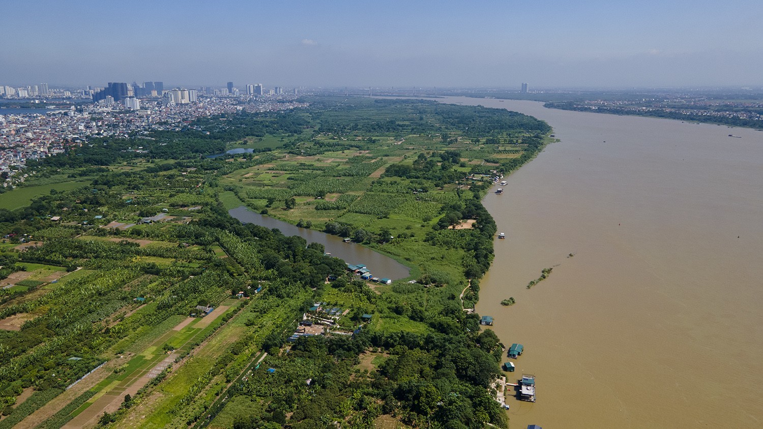 Hà Nội cho phép xây dựng công trình tạm phục vụ sản xuất, du lịch trên đất nông nghiệp bãi sông