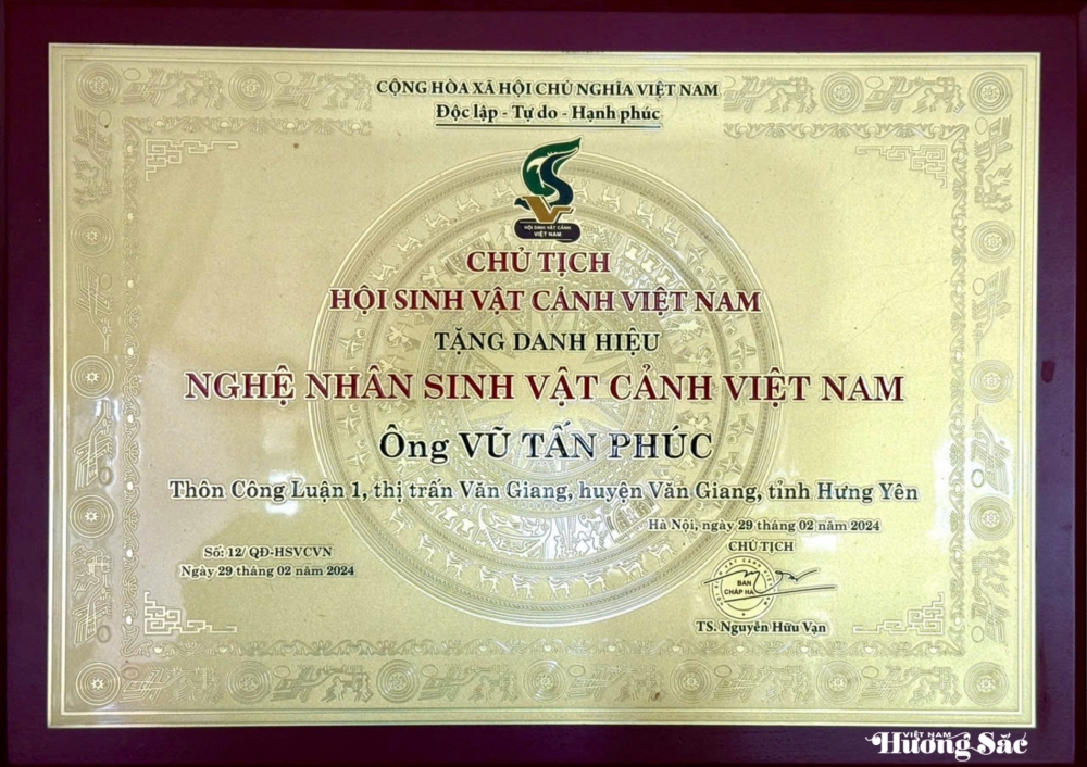 Nghệ nhân Vũ Tấn Phúc: Người gửi hồn vào cây với hơn 18 năm tâm huyết tạo tác