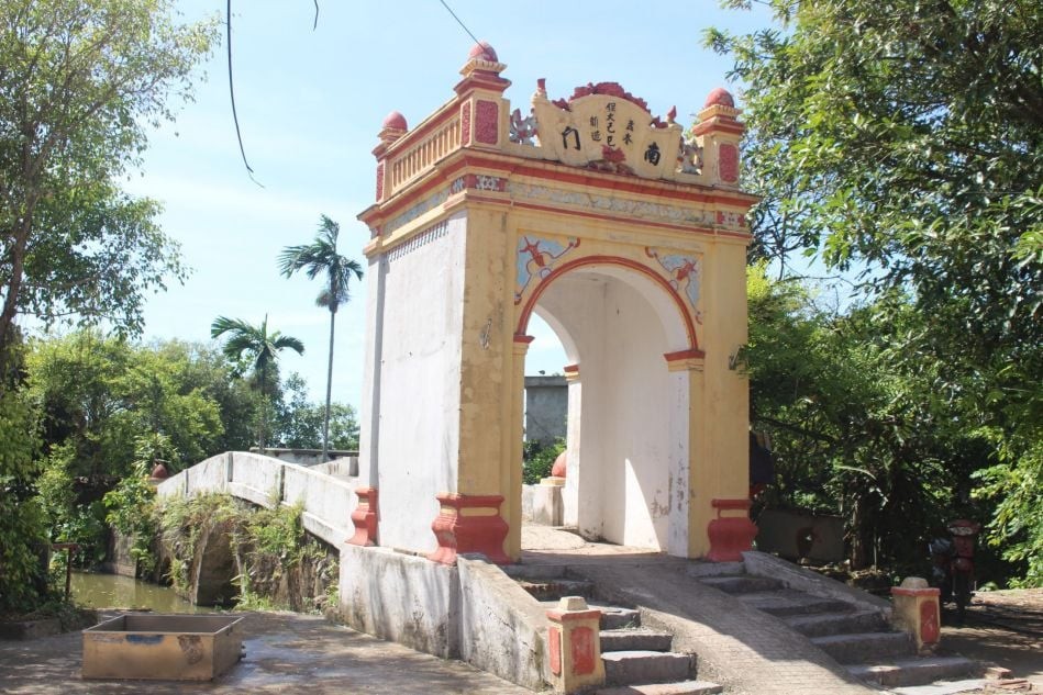 Ngôi làng hơn 1.000 năm tuổi ở Ninh Bình, sở hữu cây bồ đề cổ thụ cao hơn 20 mét