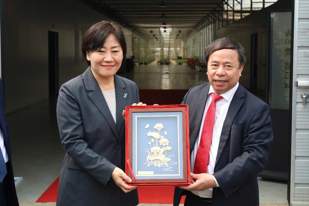 Trang trại thông minh Việt – Hàn: Bước tiến hợp tác khoa học nông nghiệp bền vững