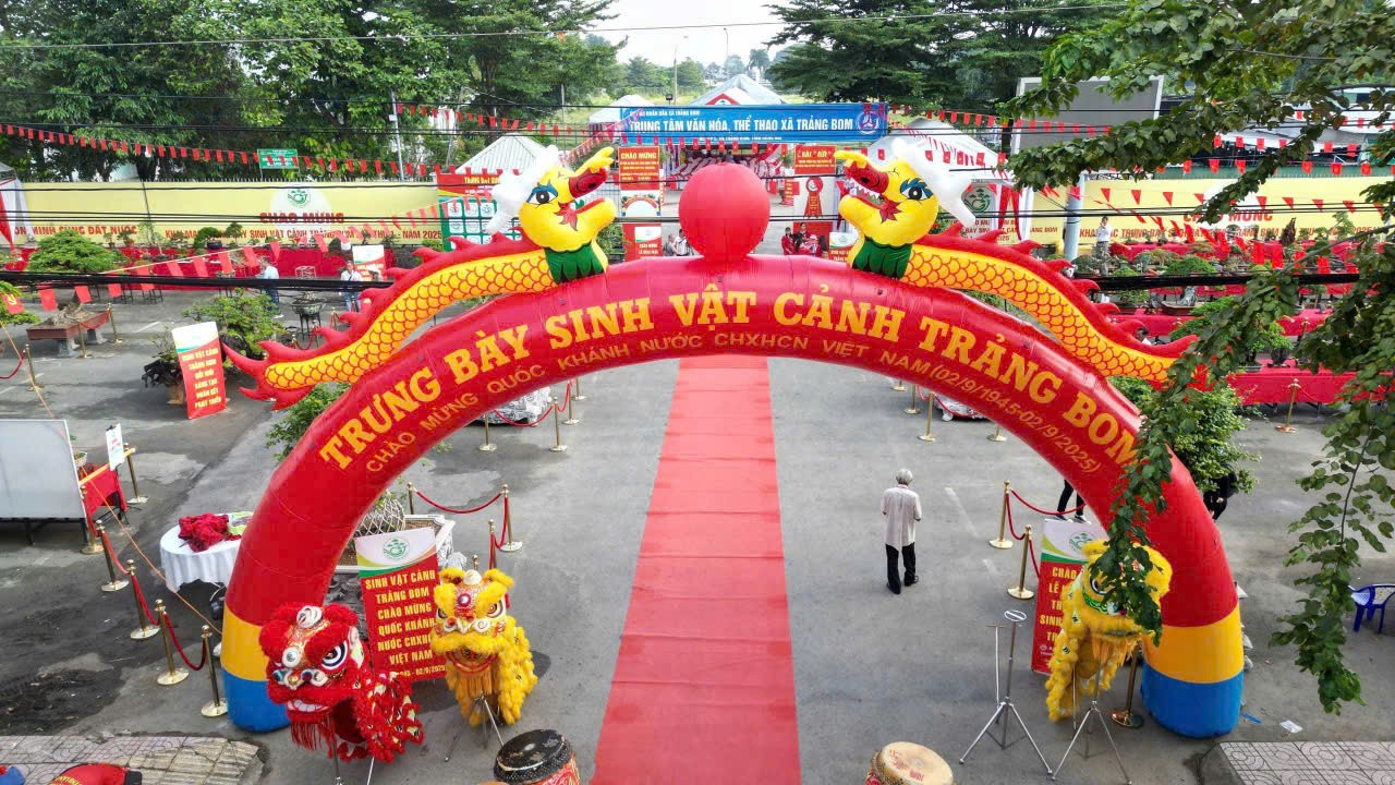 Lãnh đạo Hội Sinh vật cảnh Việt Nam dự Triển lãm sinh vật cảnh Trảng Bom lần thứ nhất