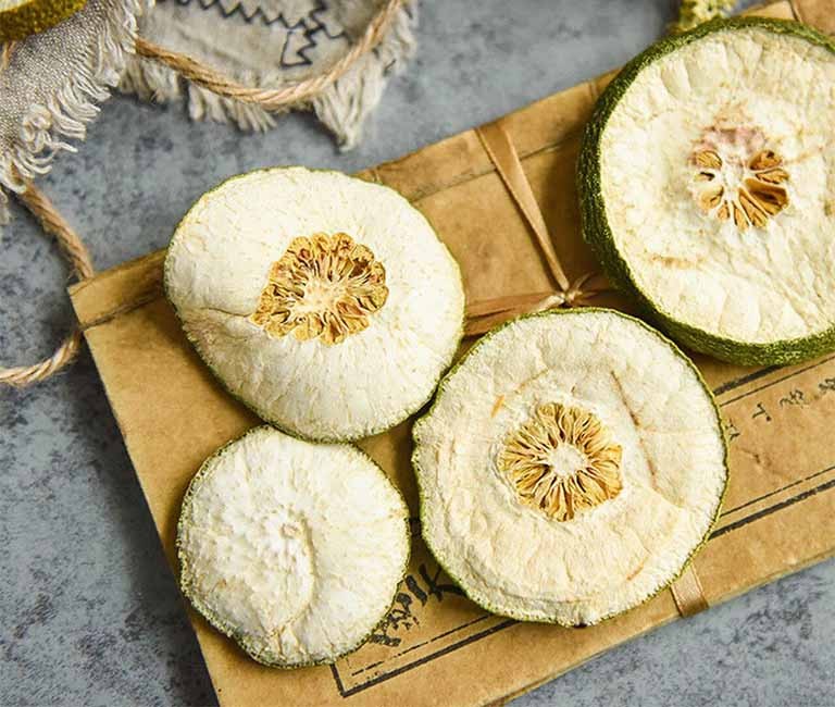 Loại quả dại trong rừng, vừa là dược liệu, vừa nấu canh chua, dân hái về bán kiếm bộn tiền