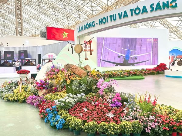 Sở Giáo dục và Đào tạo TP.HCM: Cần giải bài toán cân bằng giữa tiết kiệm và sinh kế nông dân trồng hoa