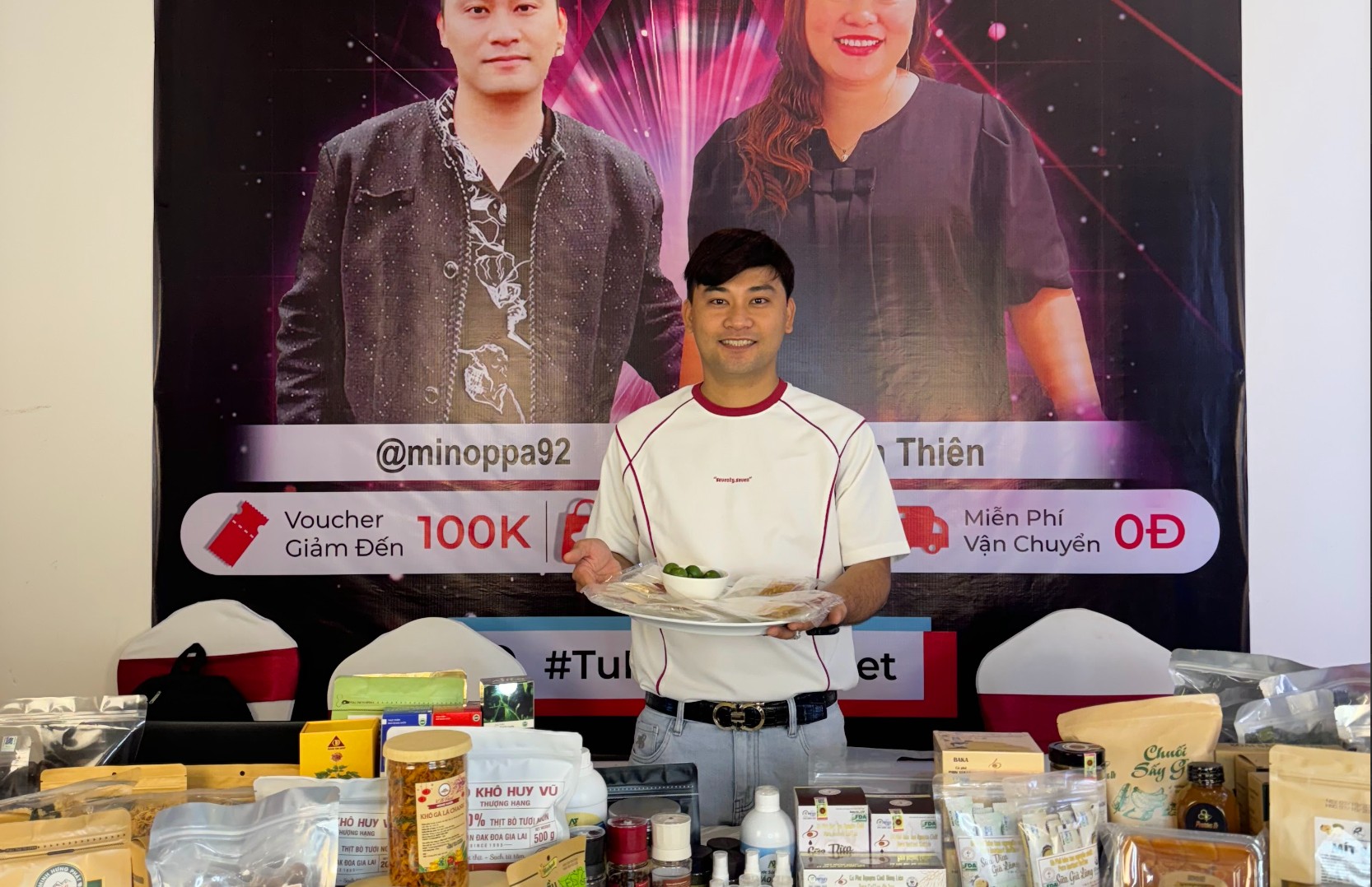 Ăn uống thời 4.0: giới trẻ biến ẩm thực thành trải nghiệm Ăn uống thời 4.0: giới trẻ biến ẩm thực thành trải nghiệm