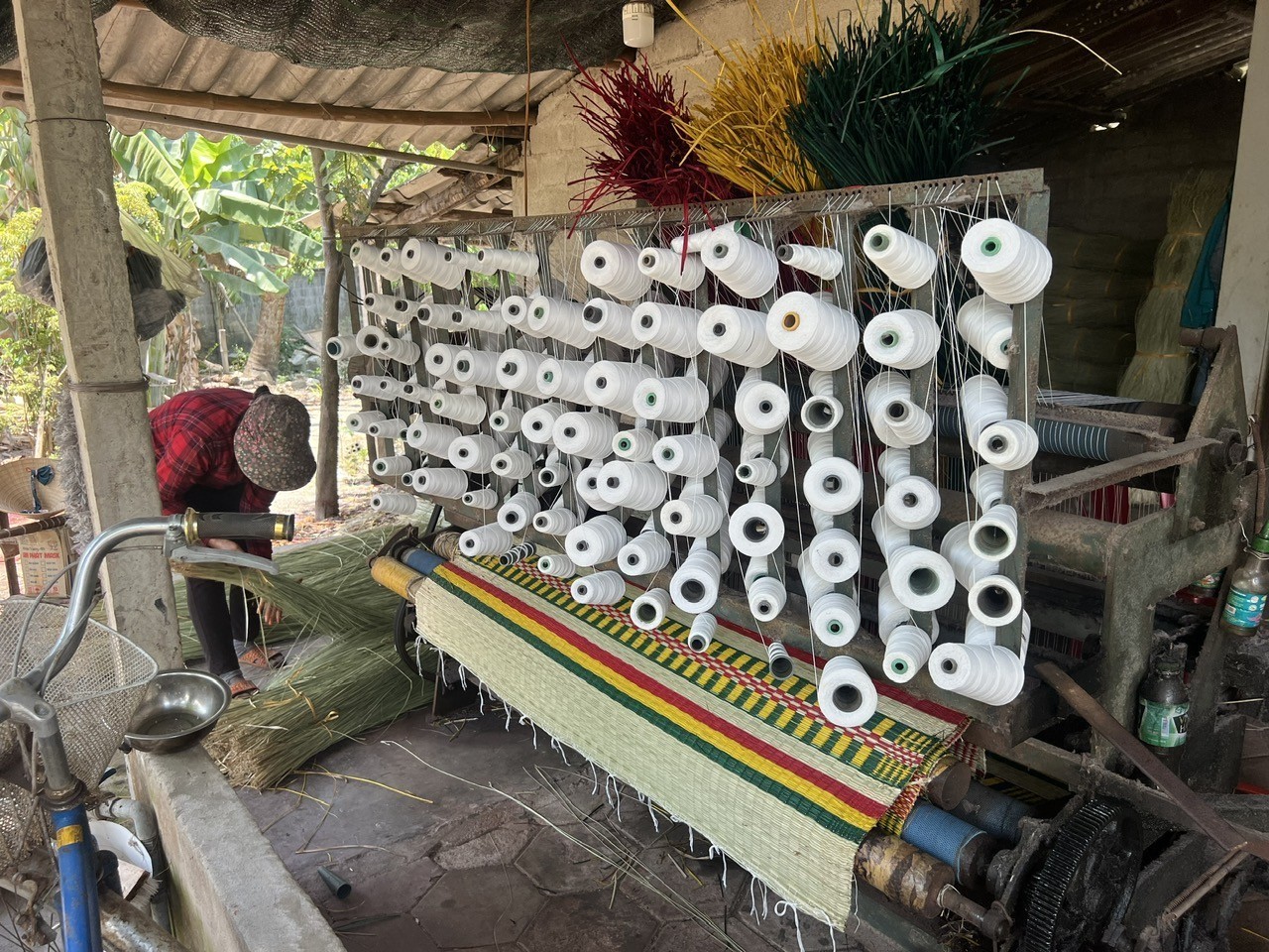 Hơn 300 năm gìn giữ nghề chiếu cói ở Hoài Nhơn