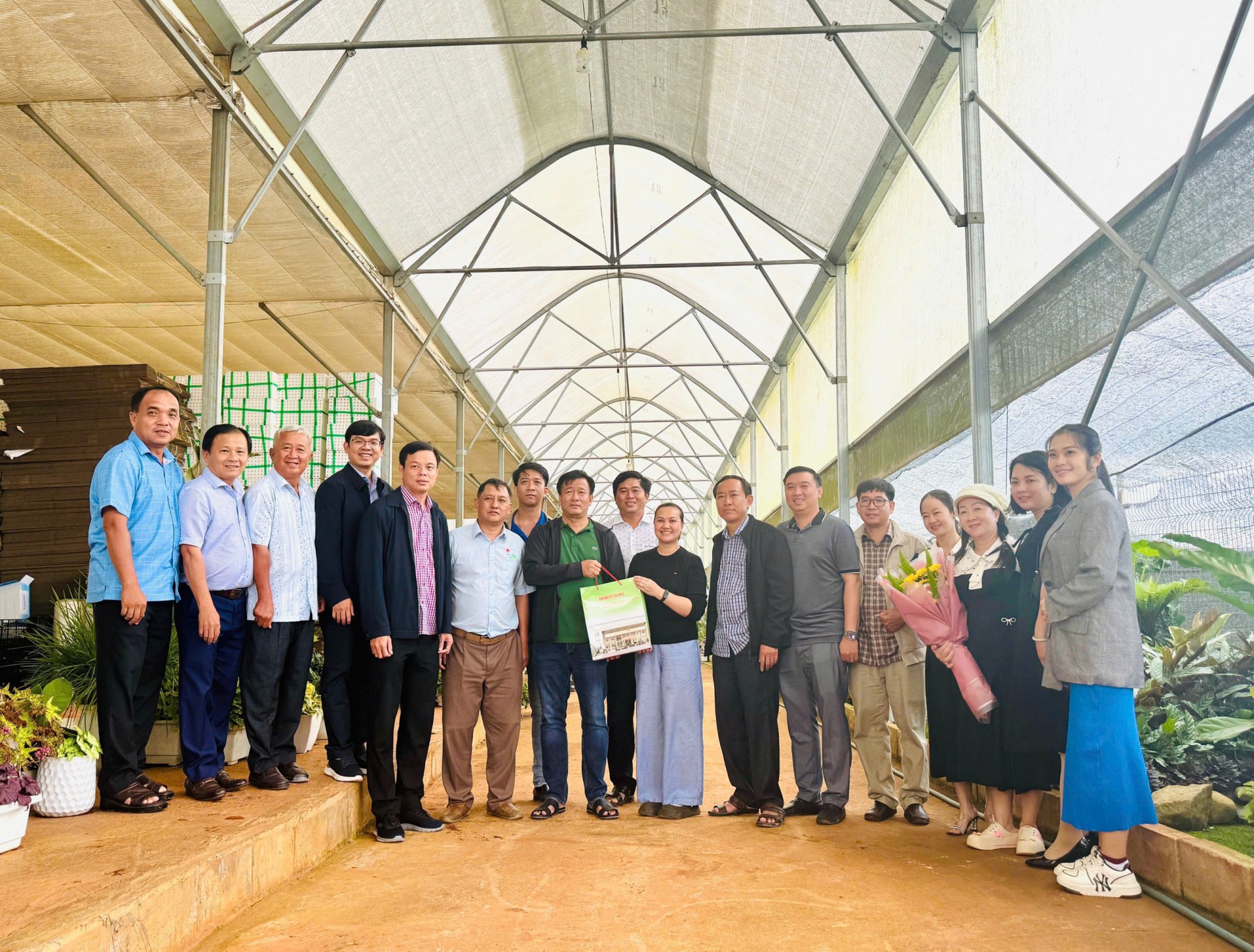 Hiệp hội Hoa Đà Lạt chia sẻ kinh nghiệm với phường Sa Đéc trước thềm Festival Hoa - Kiểng 2025