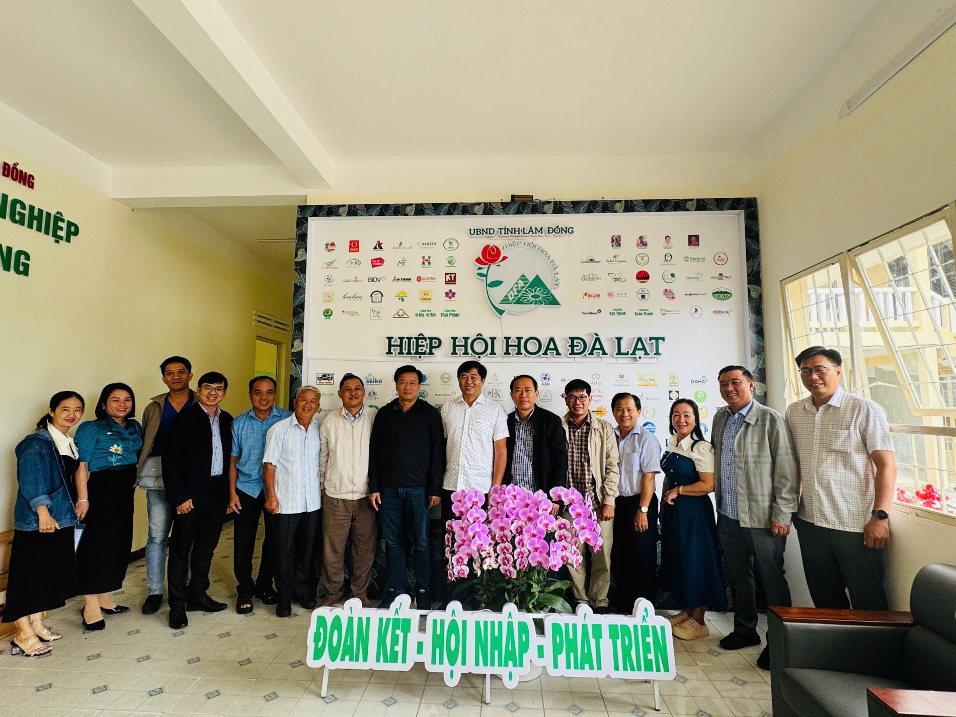 Hiệp hội Hoa Đà Lạt chia sẻ kinh nghiệm với phường Sa Đéc trước thềm Festival Hoa - Kiểng 2025