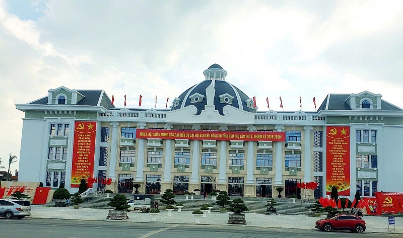 Không gian sinh vật cảnh tại Đại hội Đại biểu Đảng bộ tỉnh Phú Thọ lần thứ I