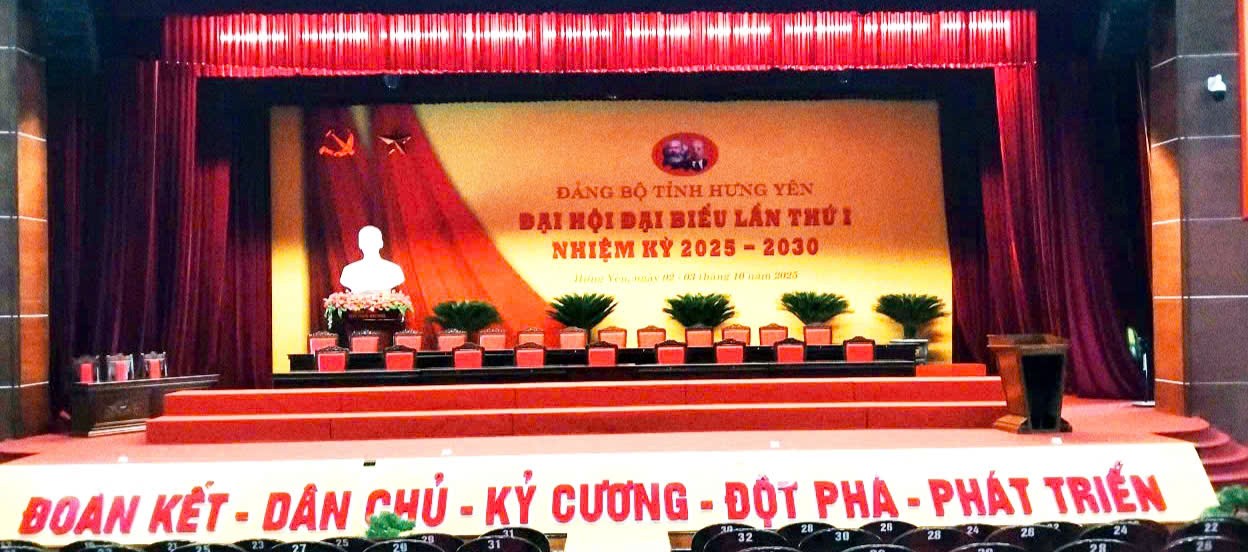 Hội Sinh vật cảnh tỉnh Hưng Yên triển lãm hoa cây cảnh chào mừng Đại hội