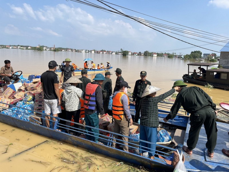 Đêm trắng cùng Thái Nguyên
