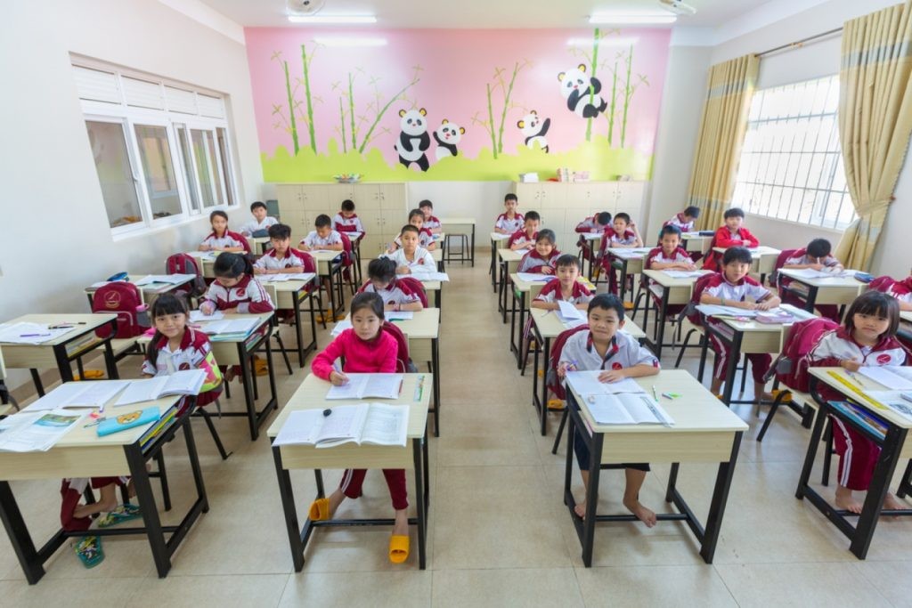 Tự hào là Nguôi trường “Giáo dục khai phóng” kết hợp Sinh vật cảnh