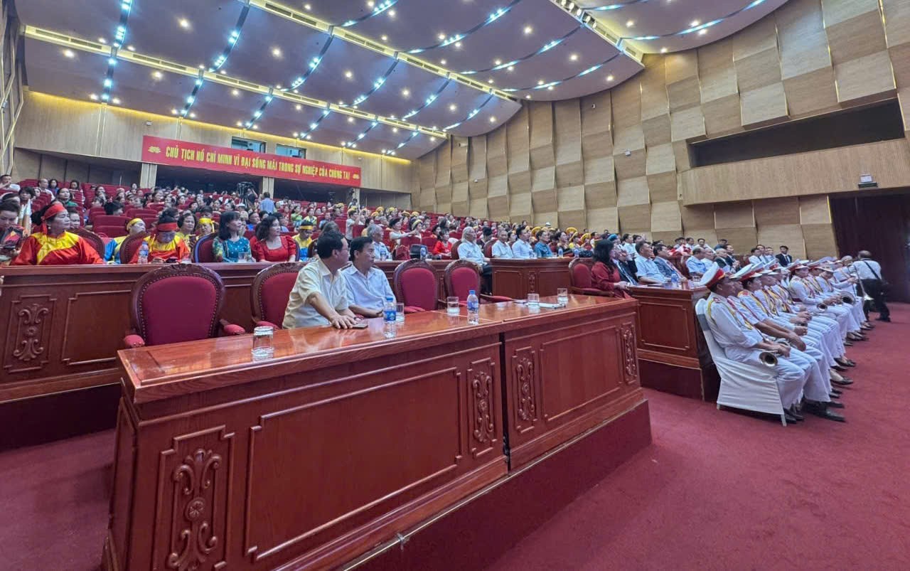 Liên hoan Nghệ thuật các dòng họ Việt Nam TP Hải Phòng 2025 – Gắn kết truyền thống, lan tỏa văn hóa dòng tộc