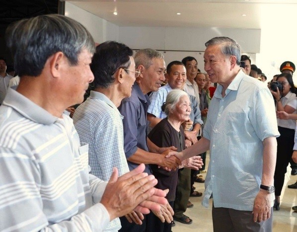 Tổng Bí thư Tô Lâm thăm hỏi, động viên nhân dân vùng bão số 11 ở Thái Nguyên
