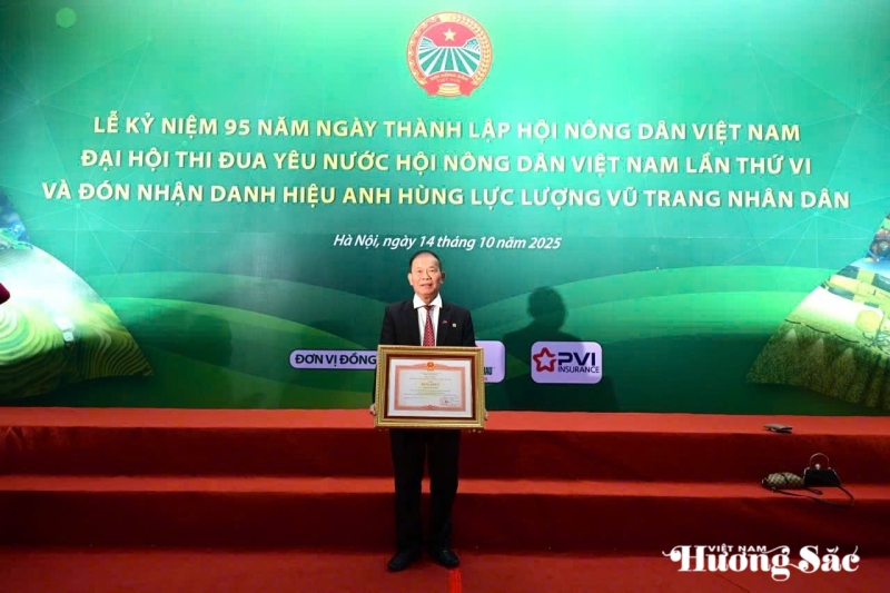 Chủ tịch Hội SVC tỉnh Tuyên Quang được tặng Bằng khen của Thủ tướng