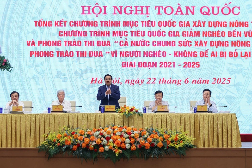 Phát triển nông thôn mới và chuyển đổi nông nghiệp hiện đại: Nền tảng cho giảm nghèo bền vững và thích ứng khí hậu