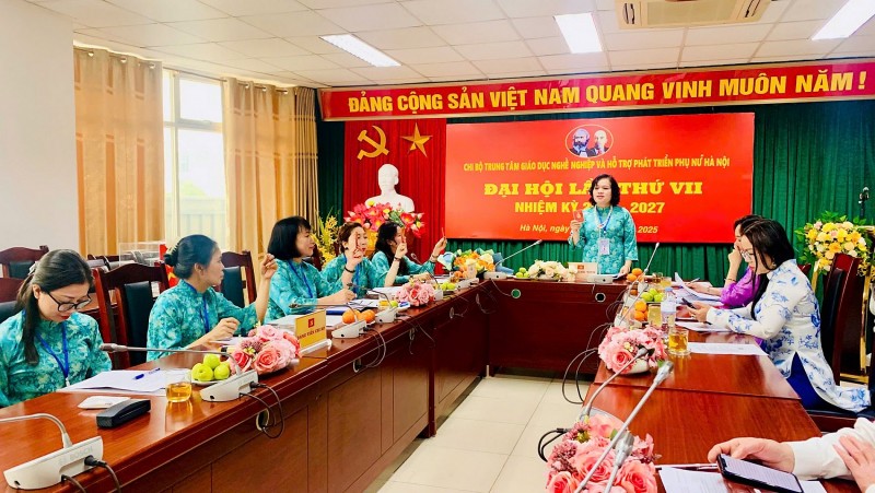 Trung tâm Giáo dục nghề nghiệp và Hỗ trợ phát triển phụ nữ Hà Nội – 39 năm vun đắp tri thức, trao cơ hội, lan tỏa yêu thương