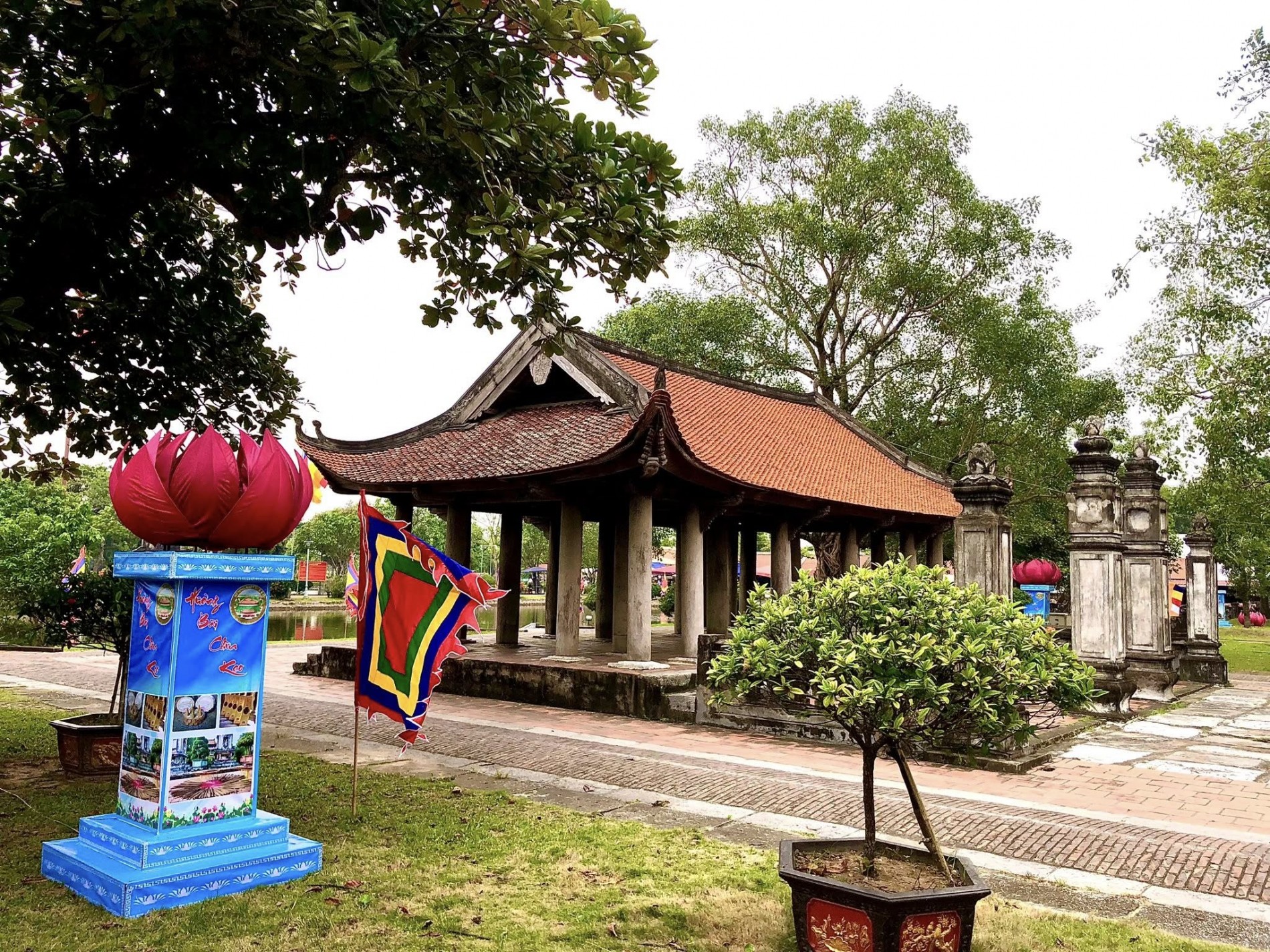 Nghi thức trang hoàng và phục y tượng Thánh Tổ Chùa Keo: Nét đẹp truyền thừa từ xa xưa