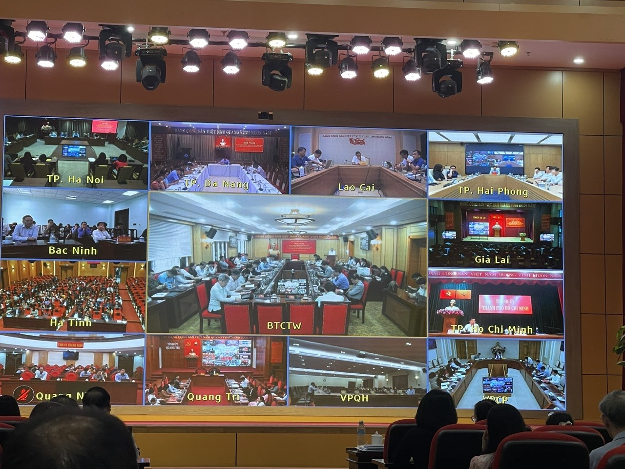 Triển khai “Sổ tay đảng viên điện tử” trong kỷ nguyên chuyển đổi số