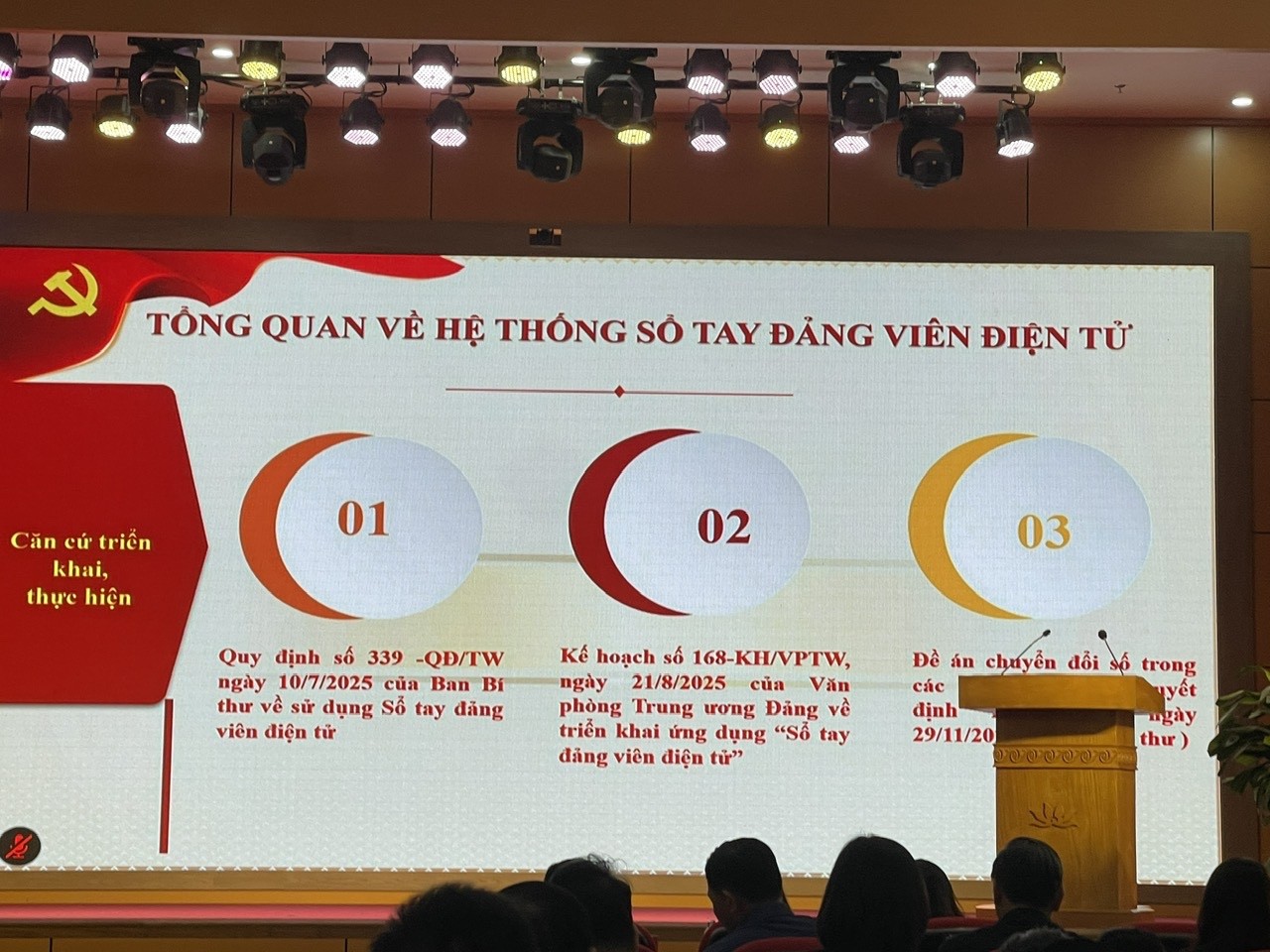 Triển khai “Sổ tay đảng viên điện tử” trong kỷ nguyên chuyển đổi số