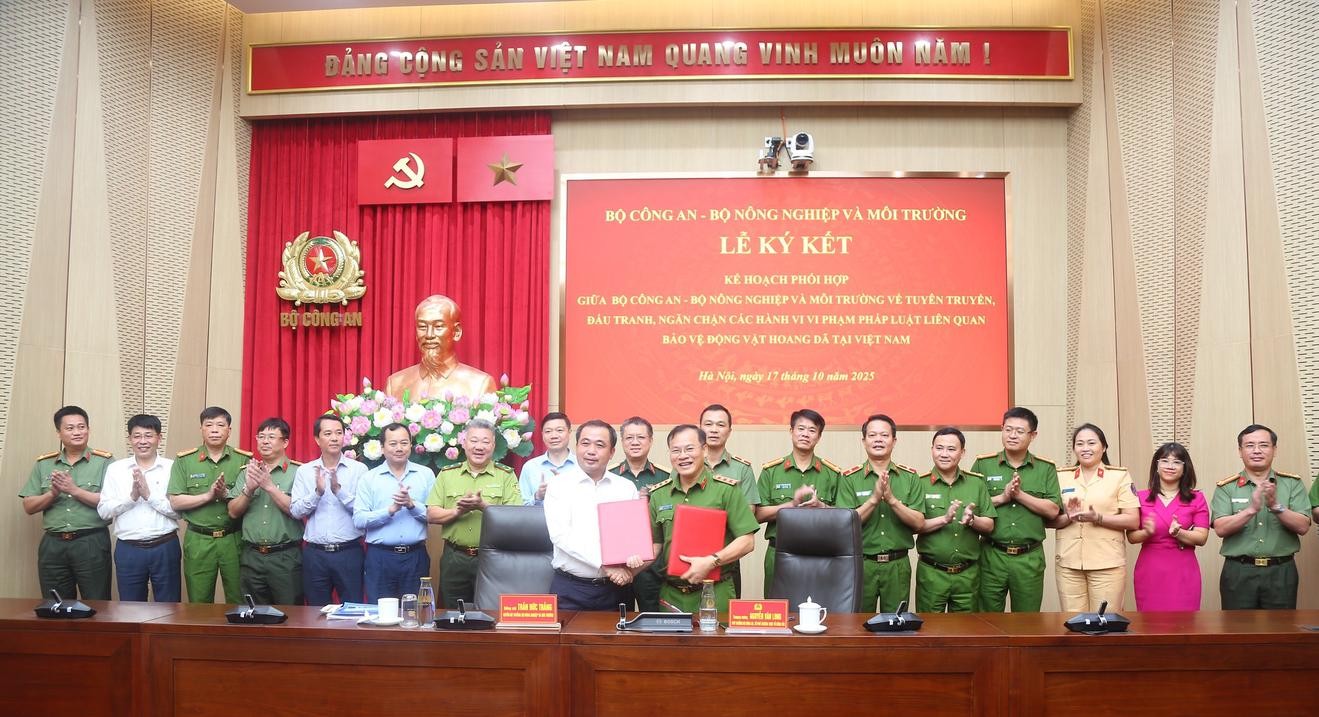 Phối hợp chặt chẽ, hành động quyết liệt: Bảo vệ sự sống hoang dã và phát triển bền vững nguồn lợi thủy sản Phối hợp chặt chẽ, hành động quyết liệt: Bảo vệ sự sống hoang dã và phát triển bền vững nguồn lợi thủy sản