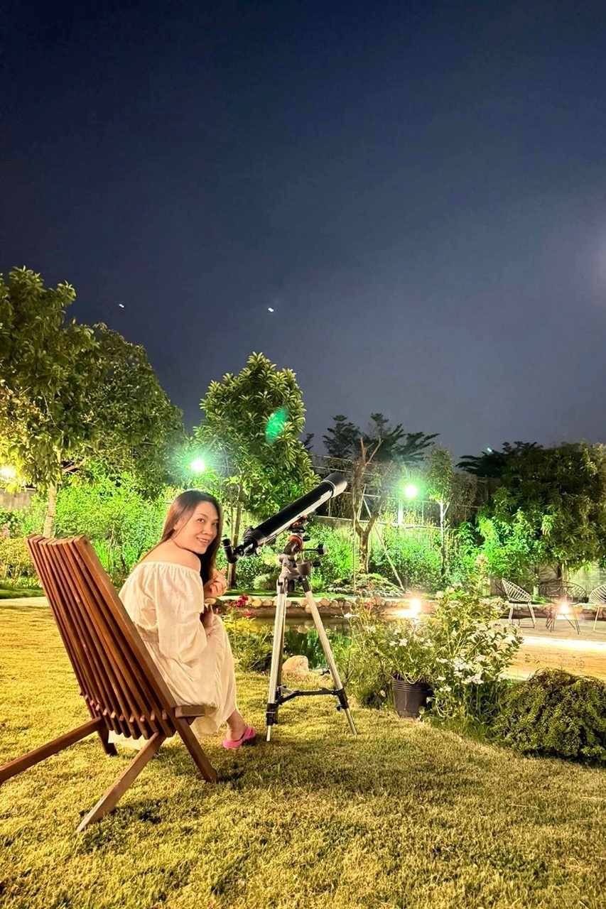 Mỹ Tâm, Nguyễn Phi Hùng và loạt sao Việt tìm bình yên trong nhà vườn hàng nghìn mét vuông