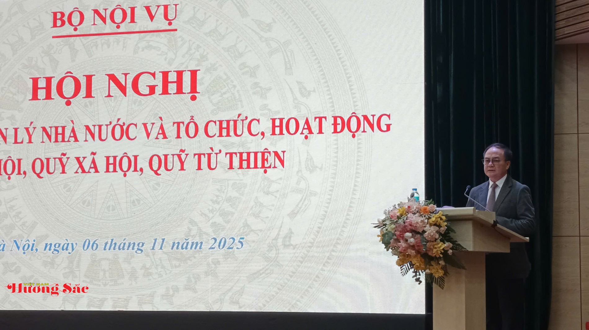 Bộ Nội vụ nâng cao hiệu quả quản lý nhà nước đối với hội và quỹ xã hội, từ thiện