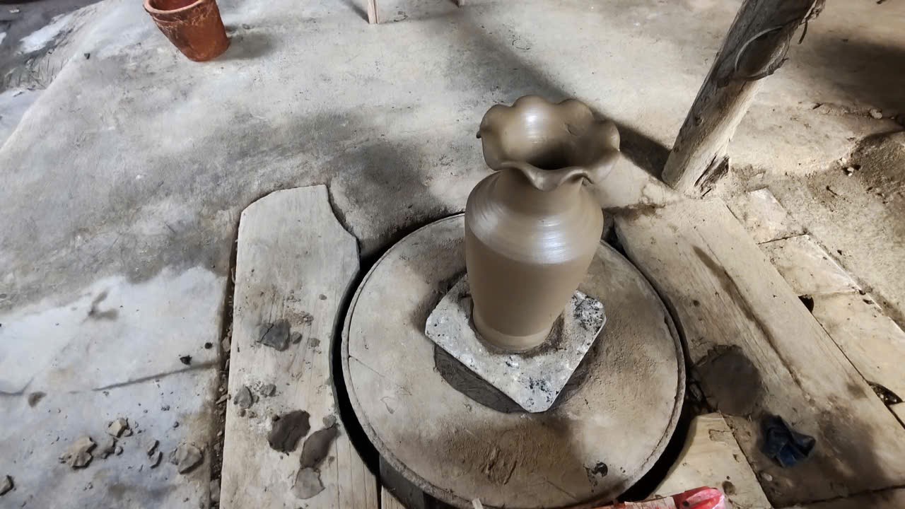 Làng gốm Mỹ Thiện (Quảng Ngãi): Giữ lửa nghề truyền thống giữa thách thức thời hiện đại Làng gốm Mỹ Thiện (Quảng Ngãi): Giữ lửa nghề truyền thống giữa thách thức thời hiện đại