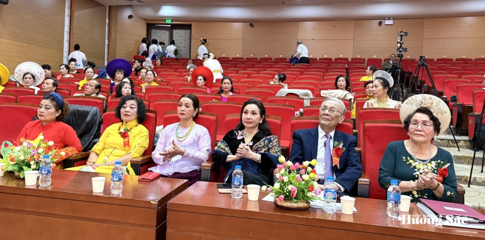 CLB Dân ca Ví, Giặm Xứ Nghệ tại Hà Nội kỷ niệm 80 năm Ngày Di sản Văn hóa Việt Nam