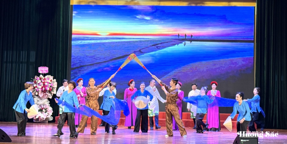 CLB Dân ca Ví, Giặm Xứ Nghệ tại Hà Nội kỷ niệm 80 năm Ngày Di sản Văn hóa Việt Nam