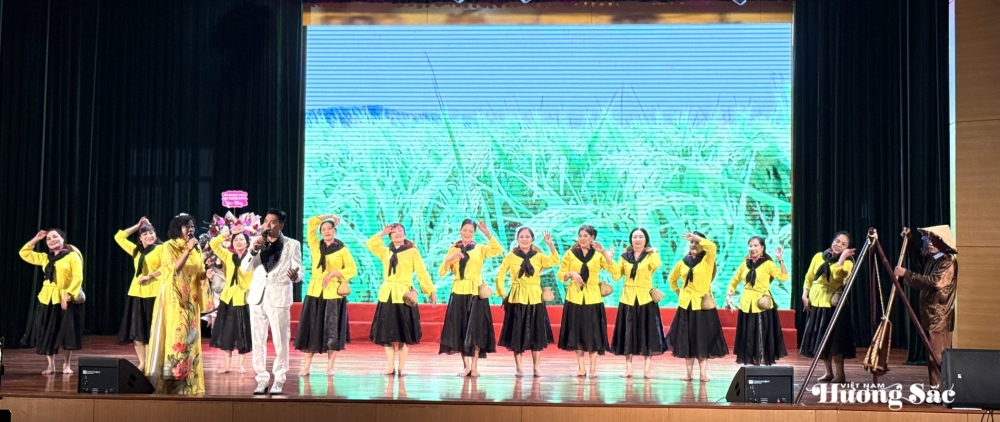 CLB Dân ca Ví, Giặm Xứ Nghệ tại Hà Nội kỷ niệm 80 năm Ngày Di sản Văn hóa Việt Nam