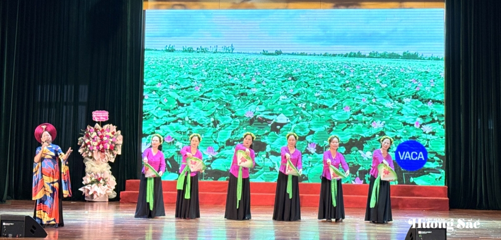 CLB Dân ca Ví, Giặm Xứ Nghệ tại Hà Nội kỷ niệm 80 năm Ngày Di sản Văn hóa Việt Nam