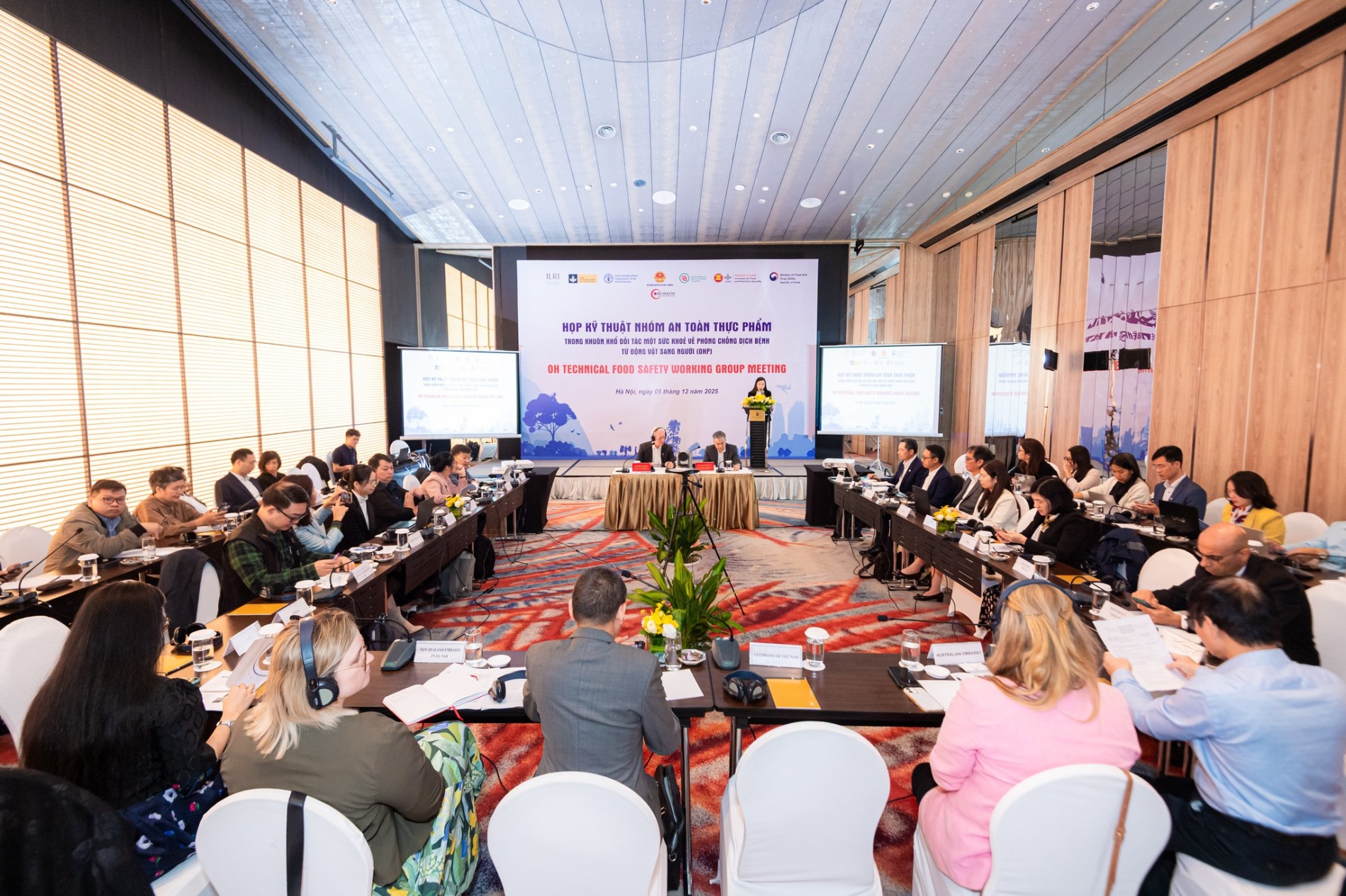 Cuộc họp lần thứ 4 FSTWG: Tăng cường phối hợp đa ngành vì một hệ thống an toàn thực phẩm bền vững Cuộc họp lần thứ 4 FSTWG: Tăng cường phối hợp đa ngành vì một hệ thống an toàn thực phẩm bền vững