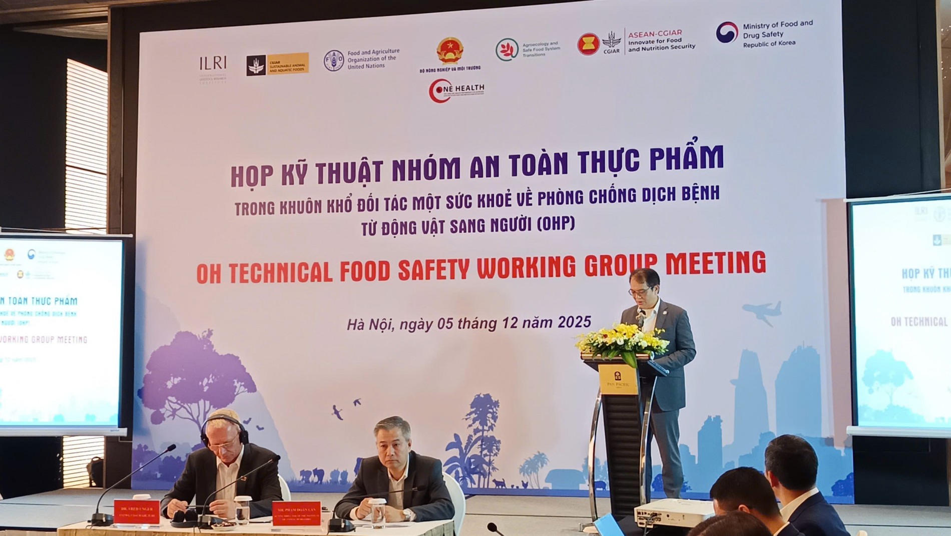 Cuộc họp lần thứ 4 FSTWG: Tăng cường phối hợp đa ngành vì một hệ thống an toàn thực phẩm bền vững Cuộc họp lần thứ 4 FSTWG: Tăng cường phối hợp đa ngành vì một hệ thống an toàn thực phẩm bền vững