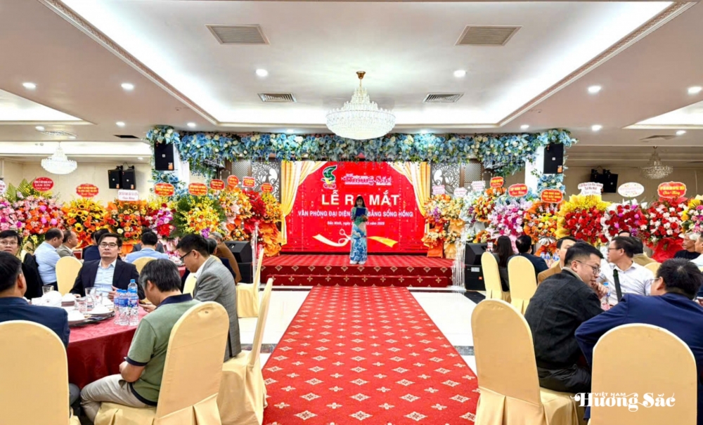 Tạp chí Việt Nam Hương sắc: Ra mắt Văn phòng Đại diện khu vực Đồng bằng sông Hồng Tạp chí Việt Nam Hương sắc: Ra mắt Văn phòng Đại diện khu vực Đồng bằng sông Hồng