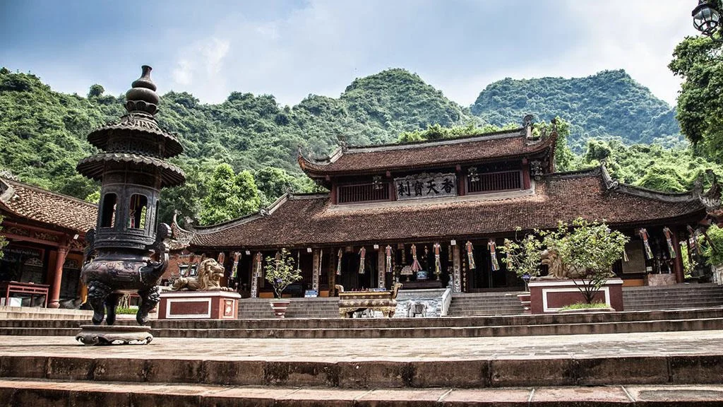 Không gian xanh trong chùa Việt và triết lý sống thuận tự nhiên Không gian xanh trong chùa Việt và triết lý sống thuận tự nhiên