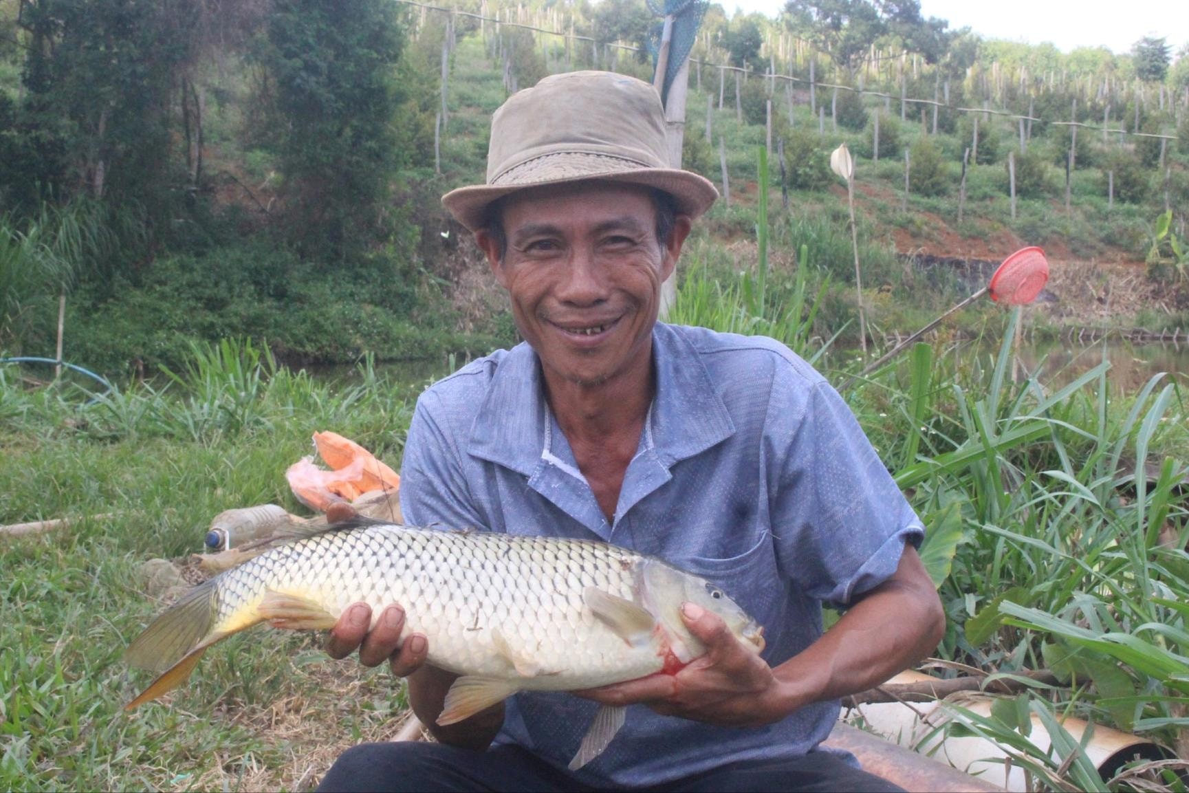 Nuôi cá “lạ” cho thịt giòn như tràng lợn: Hướng làm giàu mới ở Lâm Đồng Nuôi cá “lạ” cho thịt giòn như tràng lợn: Hướng làm giàu mới ở Lâm Đồng