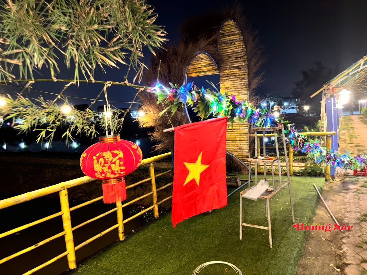 Làm nêu ngày Tết: Nghề thời vụ mang lại nguồn thu đáng kể ở Hà Tĩnh Làm nêu ngày Tết: Nghề thời vụ mang lại nguồn thu đáng kể ở Hà Tĩnh