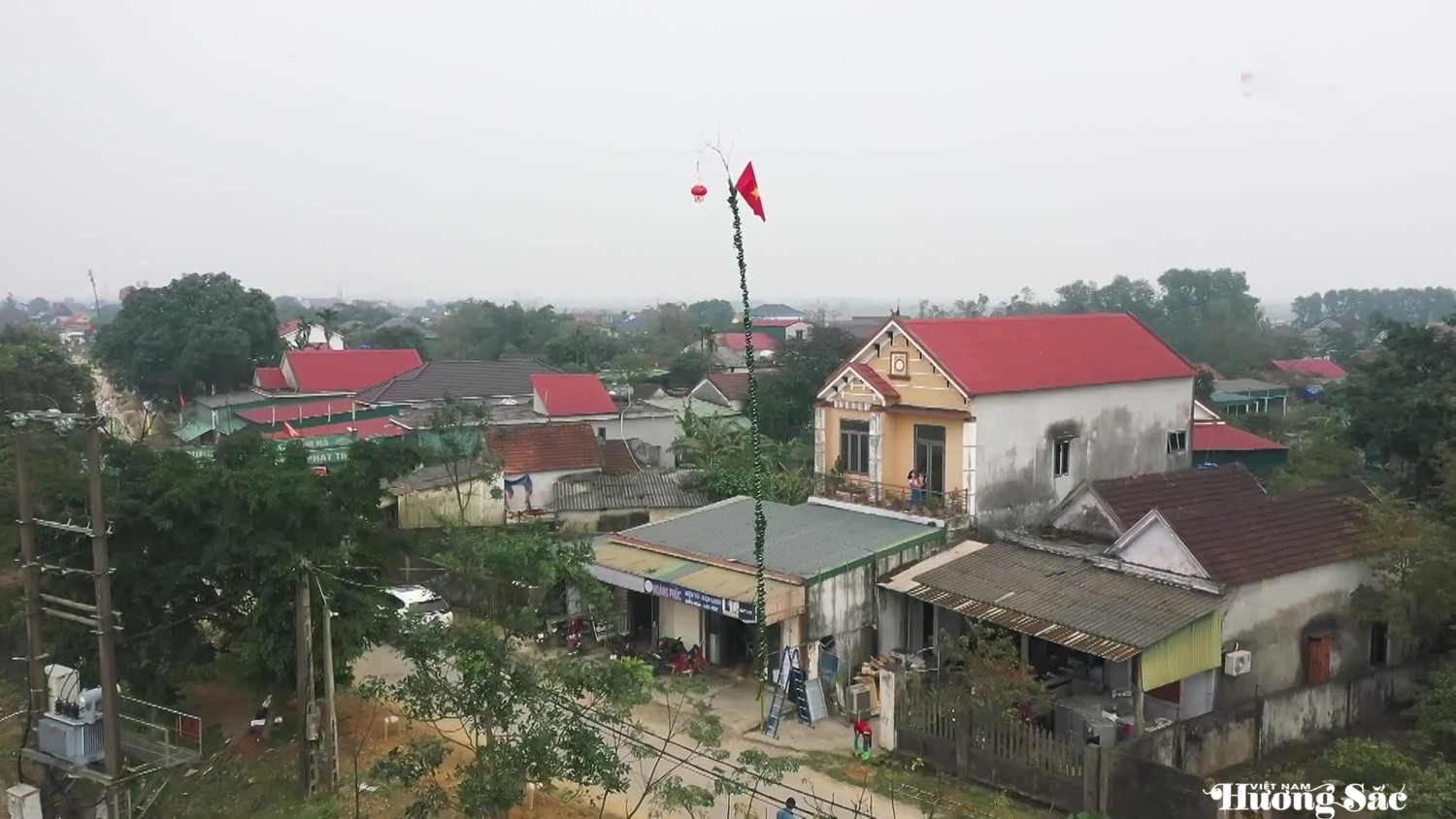 Làm nêu ngày Tết: Nghề thời vụ mang lại nguồn thu đáng kể ở Hà Tĩnh Làm nêu ngày Tết: Nghề thời vụ mang lại nguồn thu đáng kể ở Hà Tĩnh