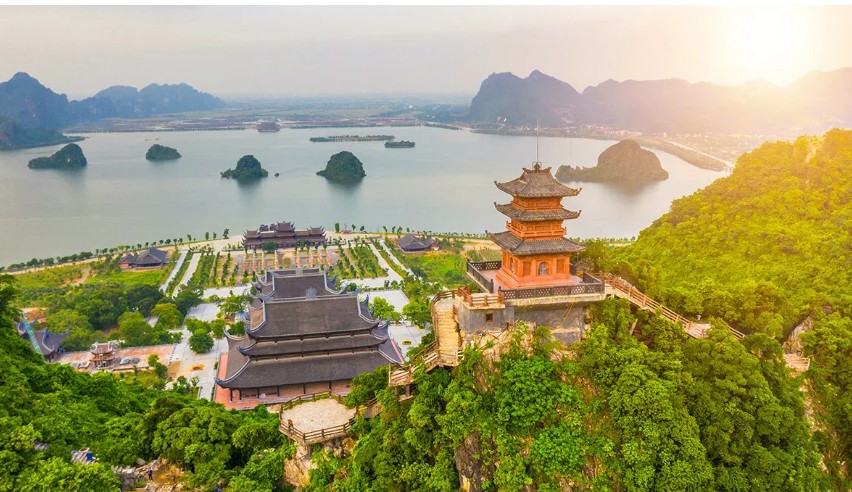 Tết Nguyên đán và hành trình tìm về không gian tâm linh miền Bắc Tết Nguyên đán và hành trình tìm về không gian tâm linh miền Bắc
