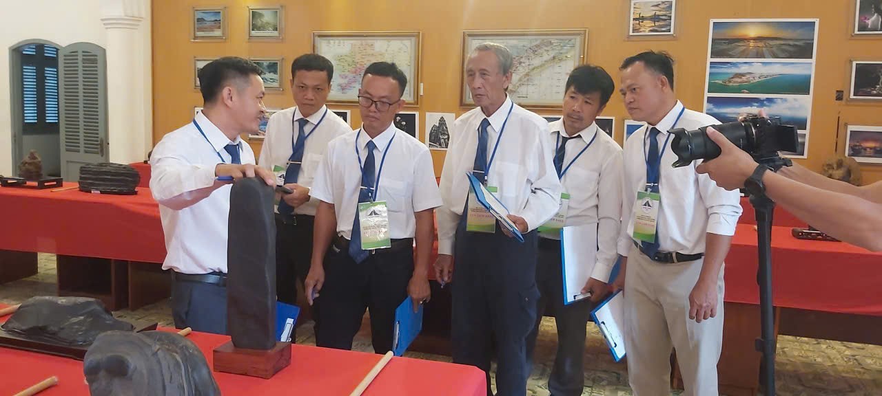 Đá cảnh nguyên bản Suiseki: Điểm nhấn nghệ thuật độc đáo tại Hội Hoa Xuân Vũng Tàu 2026